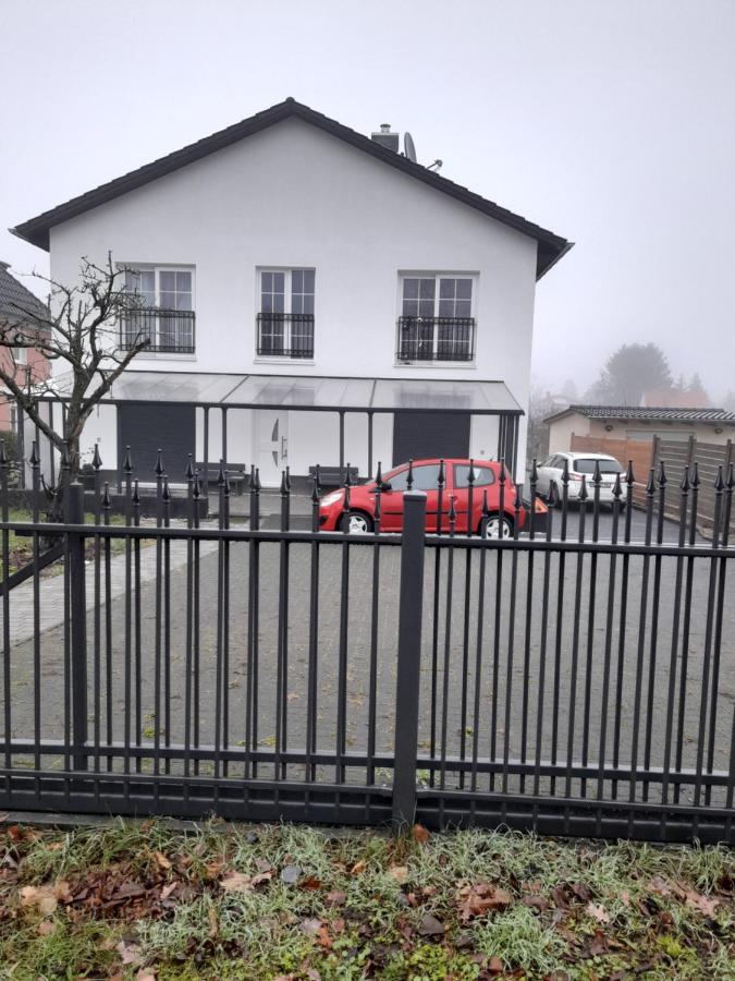 Berlin - Schoenefeld Gruene Wohnung 外观 照片