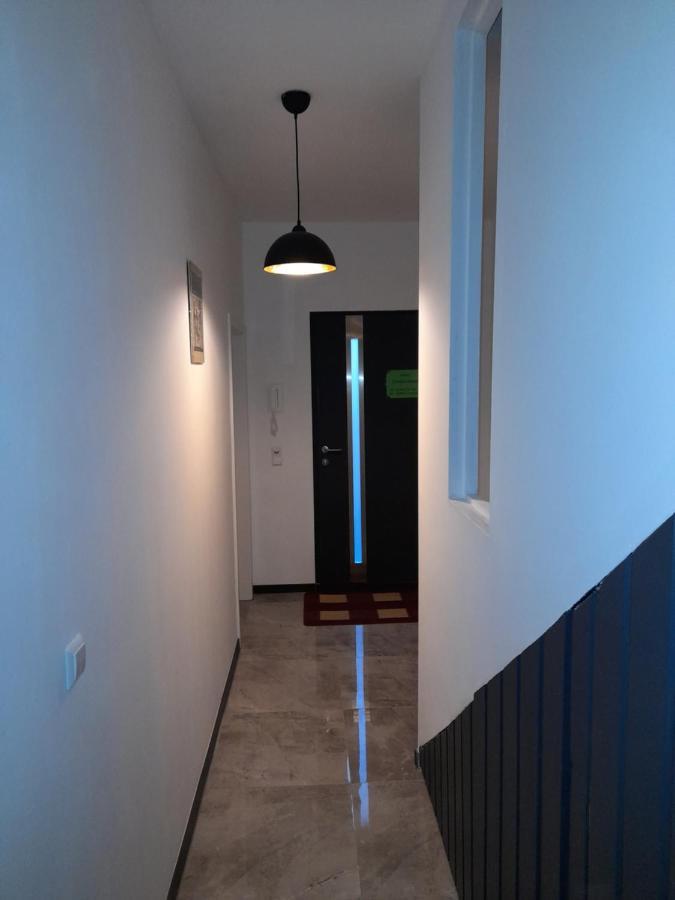 Berlin - Schoenefeld Gruene Wohnung 外观 照片